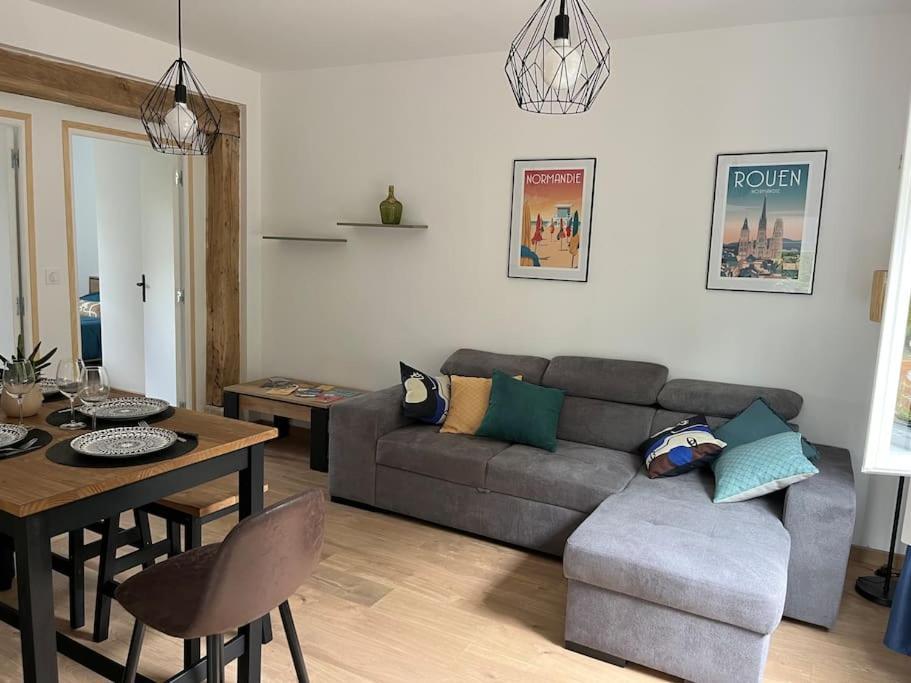 Apartament Chez Melanie, Pres De L'Abbaye Jumièges Zewnętrze zdjęcie