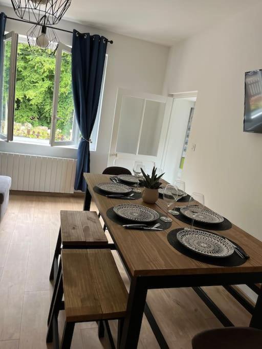Apartament Chez Melanie, Pres De L'Abbaye Jumièges Zewnętrze zdjęcie